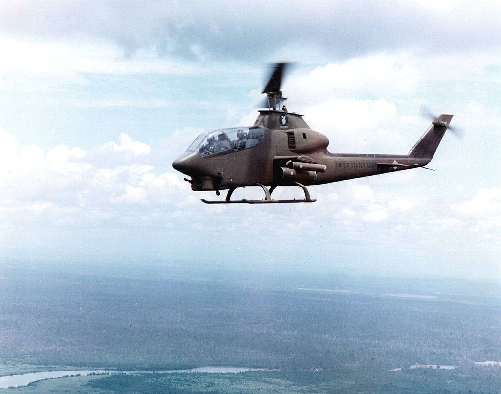 US AH-1 Cobra Gunships
